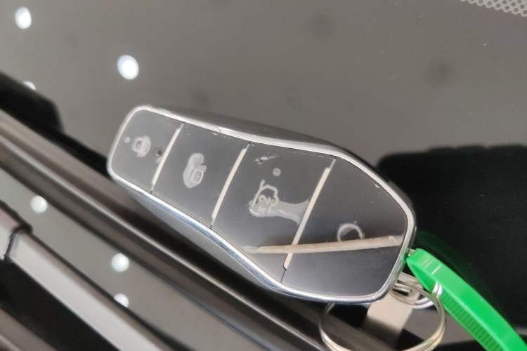 Used BYD Seal 05 DM-i 2025 DM-i Smart Drive 55KM Luxury Model Vehicle Key