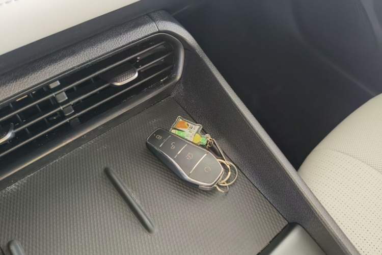 Used BYD Seal 05 DM-i 2025 DM-i Smart Drive 55KM Luxury Model Vehicle Key