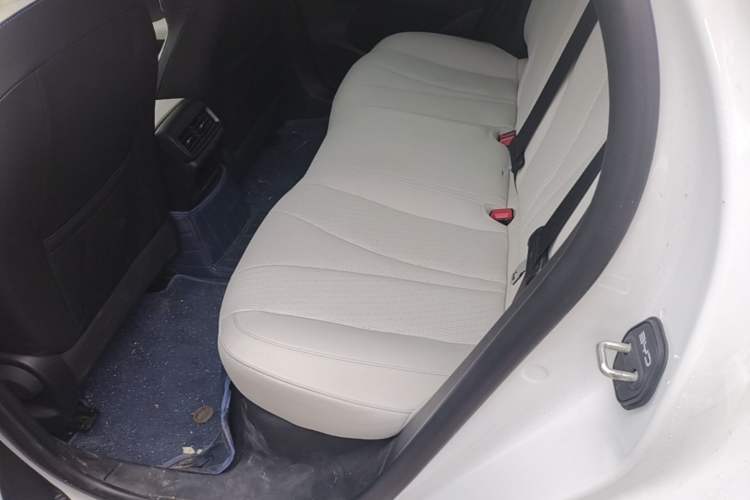 Used BYD Seal 05 DM-i 2025 DM-i Smart Drive 55KM Prestige Model Left Rear Seat