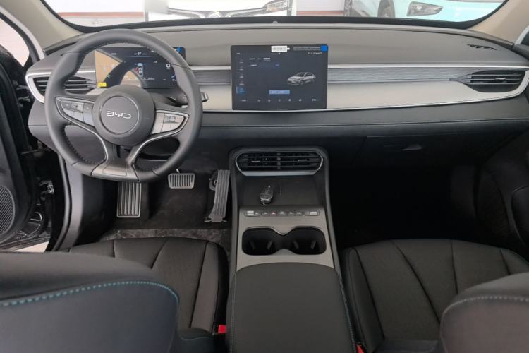 Used BYD Seal 05 DM-i 2026 DM-i 128KM Luxury Edition Center Console