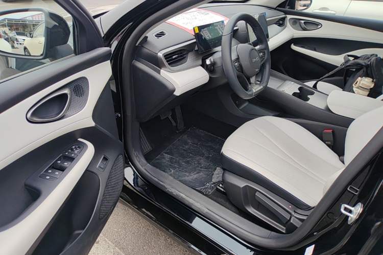Used BYD Seal 05 DM-i 2026 DM-i 128KM Luxury Edition Driver Seat