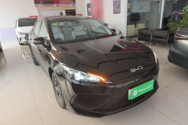 Used BYD Seal 05 DM-i 2026 DM-i 128KM Luxury Edition Front Right 45 Deg
