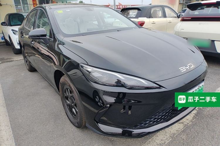 Used BYD Seal 05 DM-i 2026 DM-i 128KM Luxury Edition Front Right 45 Deg