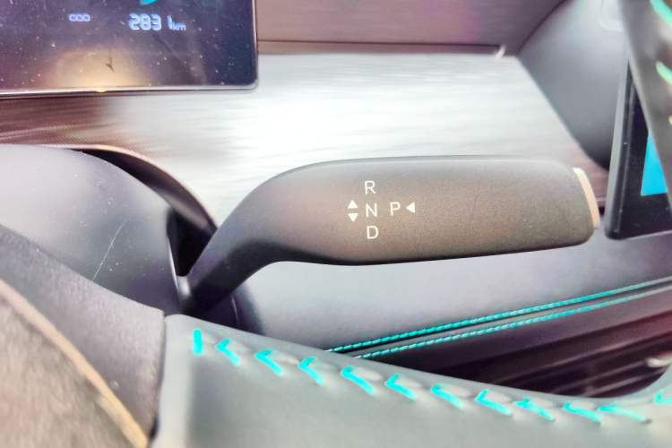 Used BYD Seal 05 DM-i 2026 DM-i 128KM Luxury Edition Gear Lever