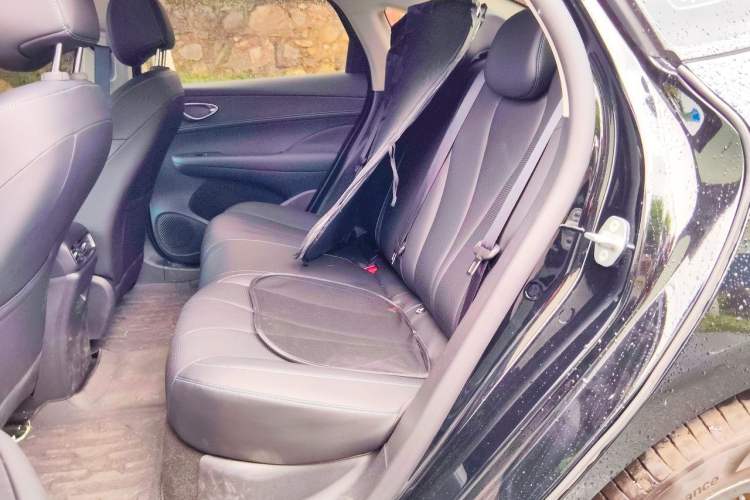 Used BYD Seal 05 DM-i 2026 DM-i 128KM Luxury Edition Left Rear Seat