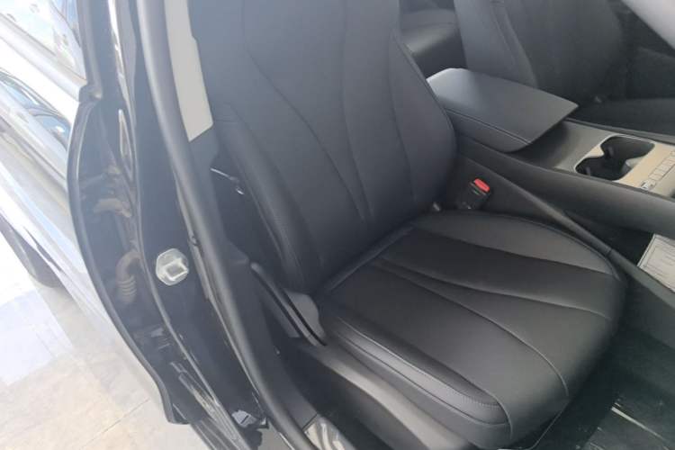 Used BYD Seal 05 DM-i 2026 DM-i 128KM Luxury Edition Right Front Seat