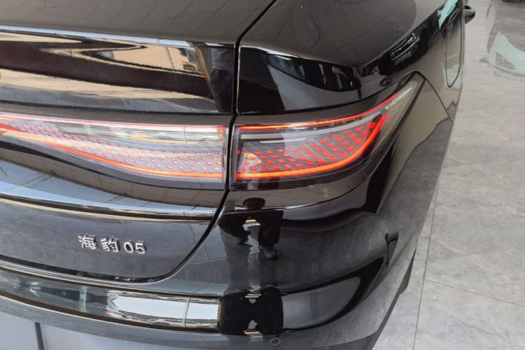Used BYD Seal 05 DM-i 2026 DM-i 128KM Luxury Edition Right Rear Taillight