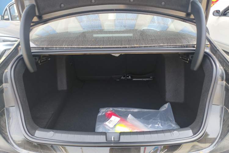 Used BYD Seal 05 DM-i 2026 DM-i 128KM Luxury Edition Trunk