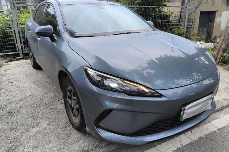 Used BYD Seal 05 DM-i 2026 DM-i 128KM Luxury Edition Front Right 45 Deg