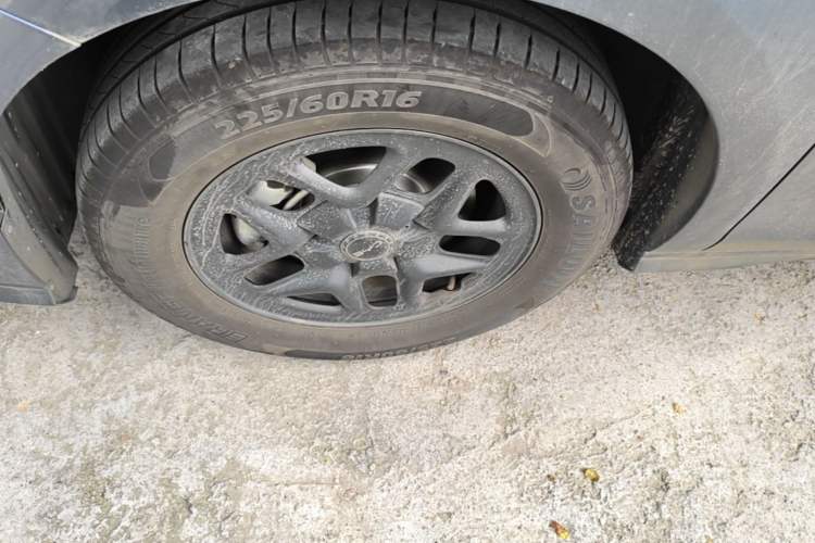 Used BYD Seal 05 DM-i 2026 DM-i 128KM Luxury Edition Left Front Wheel Hub