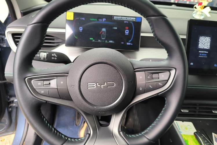 Used BYD Seal 05 DM-i 2026 DM-i 128KM Luxury Edition Steering Wheel