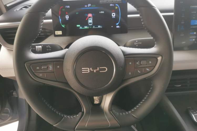 Used BYD Seal 05 DM-i 2026 DM-i 128KM Luxury Edition Steering Wheel