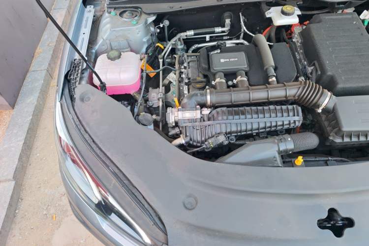 Used BYD Seal 05 DM-i 2026 DM-i 128KM Luxury Edition Engine Bay Right