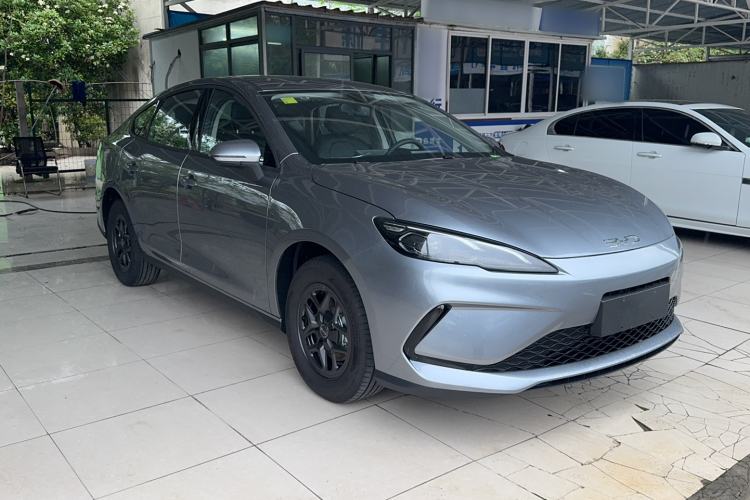 Used BYD Seal 05 DM-i 2026 DM-i 128KM Luxury Edition Exterior 2