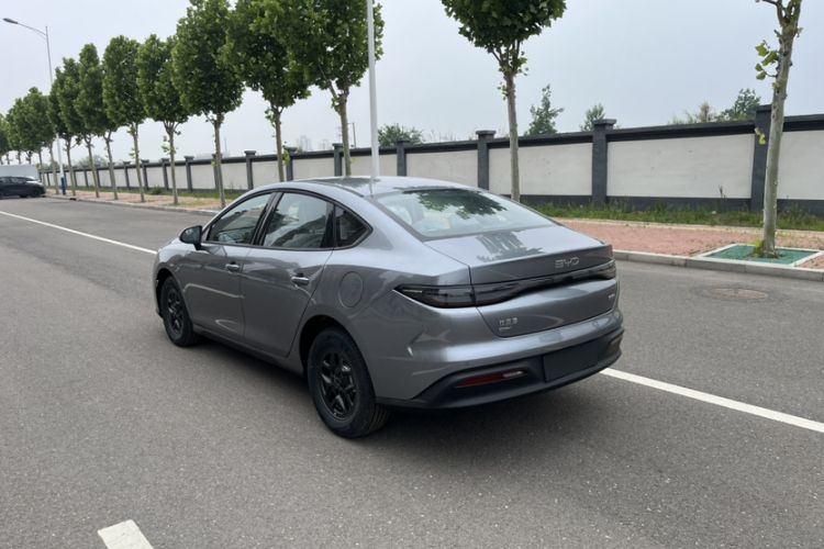 Used BYD Seal 05 DM-i 2026 DM-i 128KM Luxury Edition Exterior 3