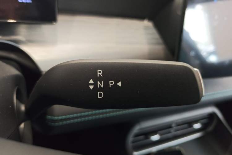 Used BYD Seal 05 DM-i 2026 DM-i 128KM Luxury Edition Gear Lever