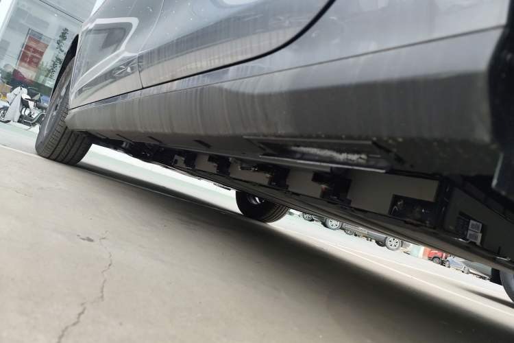 Used BYD Seal 05 DM-i 2026 DM-i 128KM Luxury Edition Left Side Sill