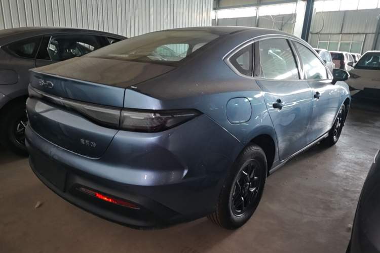 Used BYD Seal 05 DM-i 2026 DM-i 128KM Luxury Edition Rear Right 45 Deg