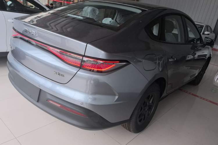 Used BYD Seal 05 DM-i 2026 DM-i 128KM Luxury Edition Rear Right 45 Deg