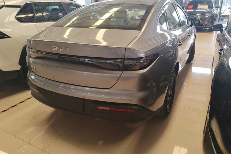 Used BYD Seal 05 DM-i 2026 DM-i 128KM Luxury Edition Rear Right 45 Deg