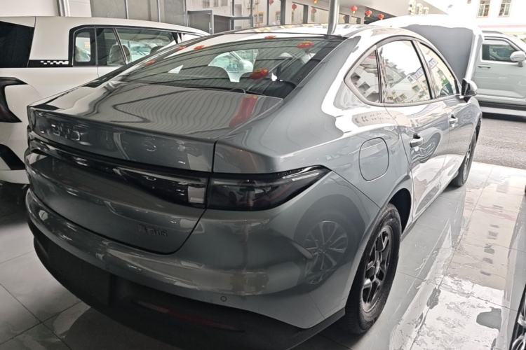 Used BYD Seal 05 DM-i 2026 DM-i 128KM Luxury Edition Rear Right 45 Deg
