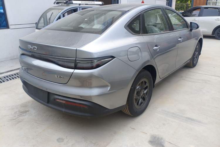 Used BYD Seal 05 DM-i 2026 DM-i 128KM Luxury Edition Rear Right 45 Deg