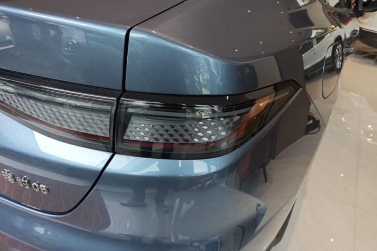 Used BYD Seal 05 DM-i 2026 DM-i 128KM Luxury Edition Right Rear Taillight