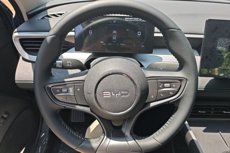 Used BYD Seal 05 DM-i 2026 DM-i 128KM Luxury Edition Steering Wheel