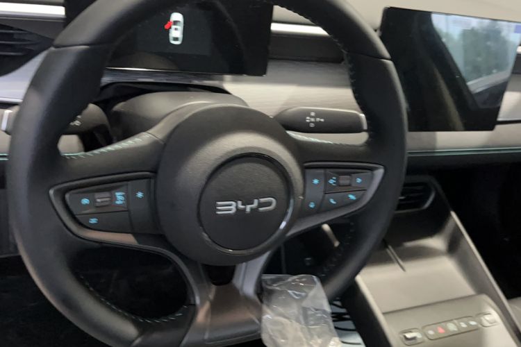 Used BYD Seal 05 DM-i 2026 DM-i 128KM Luxury Edition Steering Wheel