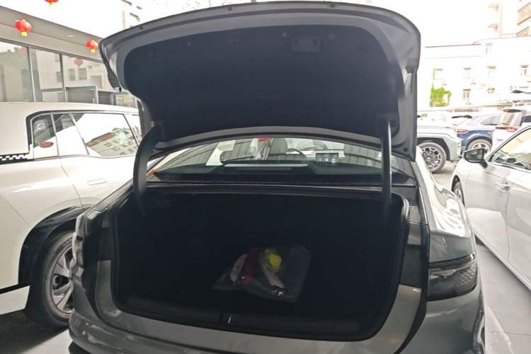 Used BYD Seal 05 DM-i 2026 DM-i 128KM Luxury Edition Trunk
