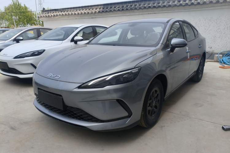 Ojetý BYD Seal 05 DM-i 2026 DM-i 128KM Luxury Edition Guazi used car, China used car export, Used car for sale, Used  cars, Cheapest cars for sale