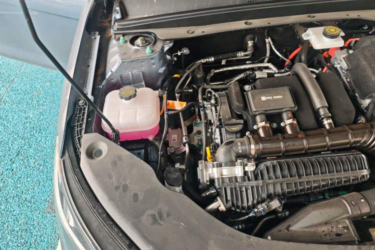 Used BYD Seal 05 DM-i 2026 DM-i 128KM Luxury Edition Engine Bay Right