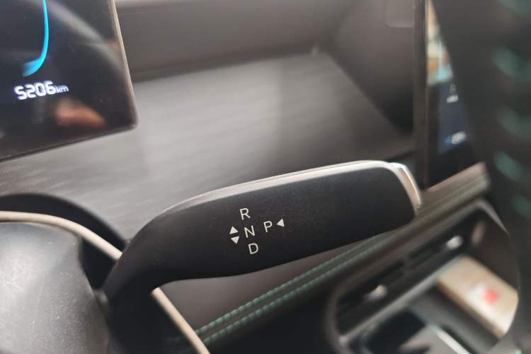 Used BYD Seal 05 DM-i 2026 DM-i 128KM Luxury Edition Gear Lever