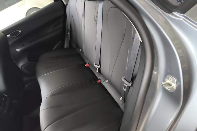 Used BYD Seal 05 DM-i 2026 DM-i 128KM Luxury Edition Left Rear Seat