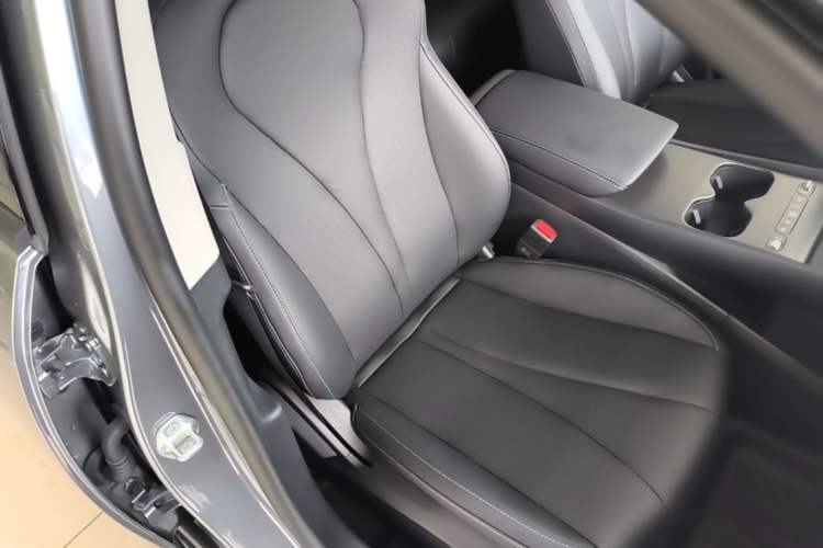 Used BYD Seal 05 DM-i 2026 DM-i 128KM Luxury Edition Right Front Seat