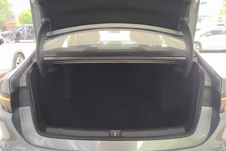 Used BYD Seal 05 DM-i 2026 DM-i 128KM Luxury Edition Trunk
