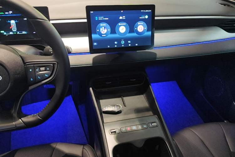Used BYD Seal 05 DM-i 2026 DM-i 128KM Luxury Edition Audio And AC Panel