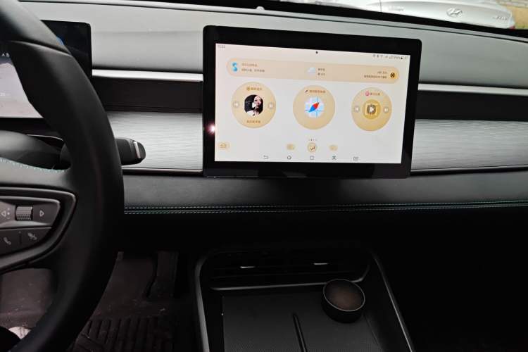 Used BYD Seal 05 DM-i 2026 DM-i 128KM Luxury Edition Audio And AC Panel