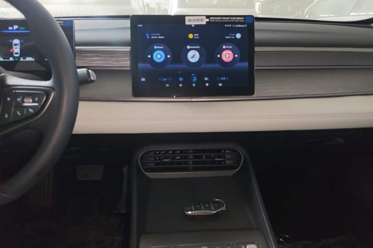 Used BYD Seal 05 DM-i 2026 DM-i 128KM Luxury Edition Audio And AC Panel