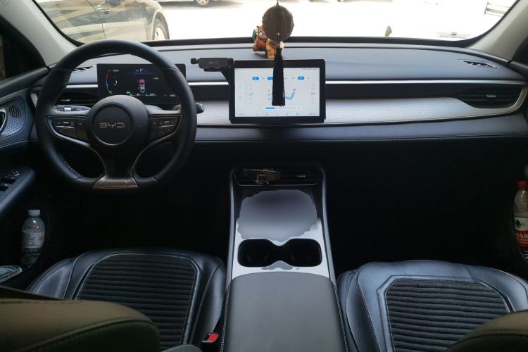 Used BYD Seal 05 DM-i 2026 DM-i 128KM Luxury Edition Center Console