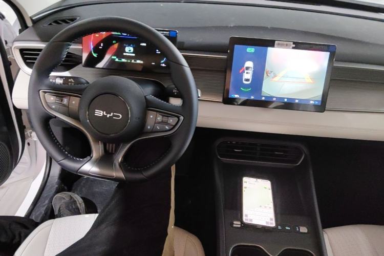 Used BYD Seal 05 DM-i 2026 DM-i 128KM Luxury Edition Center Console