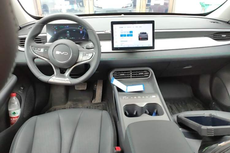 Used BYD Seal 05 DM-i 2026 DM-i 128KM Luxury Edition Center Console