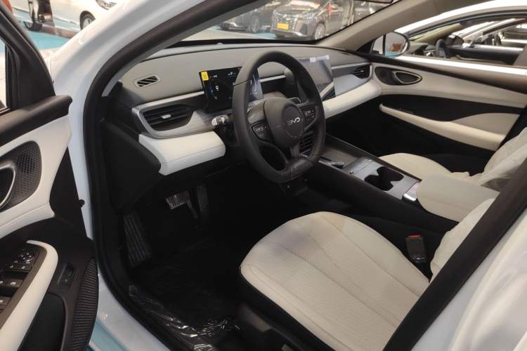 Used BYD Seal 05 DM-i 2026 DM-i 128KM Luxury Edition Driver Seat