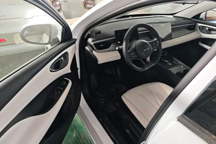 Used BYD Seal 05 DM-i 2026 DM-i 128KM Luxury Edition Driver Seat