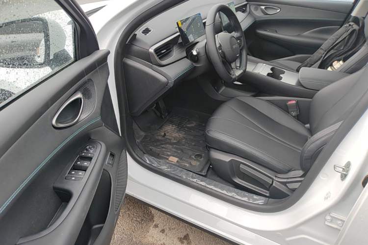 Used BYD Seal 05 DM-i 2026 DM-i 128KM Luxury Edition Driver Seat