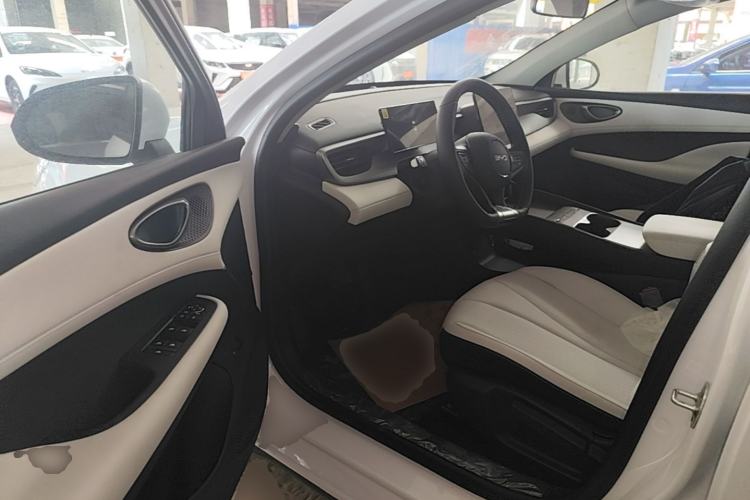 Used BYD Seal 05 DM-i 2026 DM-i 128KM Luxury Edition Driver Seat