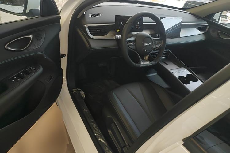 Used BYD Seal 05 DM-i 2026 DM-i 128KM Luxury Edition Driver Seat