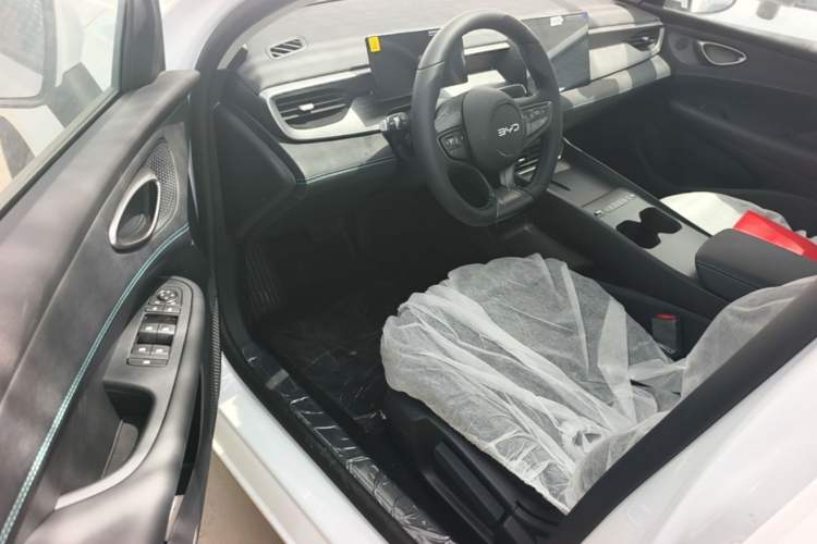 Used BYD Seal 05 DM-i 2026 DM-i 128KM Luxury Edition Driver Seat