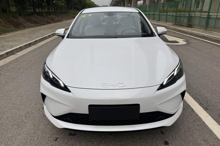 Used BYD Seal 05 DM-i 2026 DM-i 128KM Luxury Edition Exterior 1