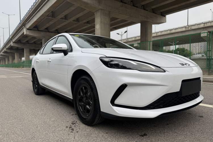 Used BYD Seal 05 DM-i 2026 DM-i 128KM Luxury Edition Exterior 2
